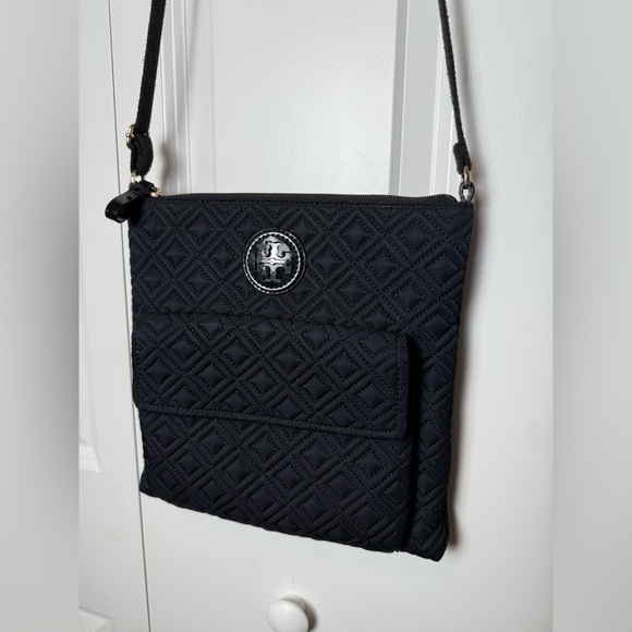 Tory Burch Handbags - Tory Burch Quitted Crossbody